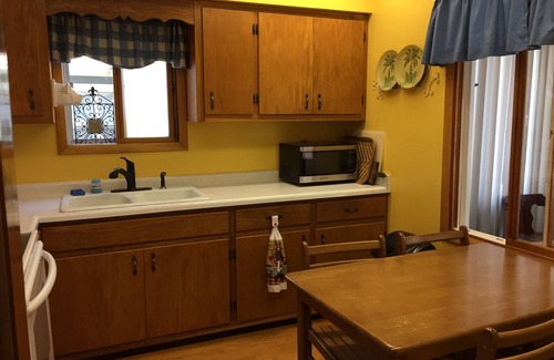 Wind Lake House | Family And Pet-Friendly On Waubeesee Lake ~ Includes Kayaks!