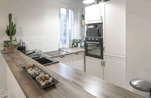 Adamville Apartment | Family Appartement