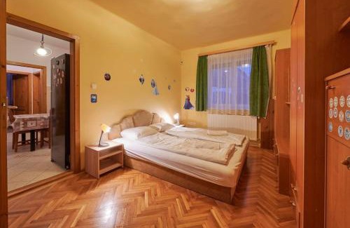 Rakosszentmihaly Apartment | Family Apartman