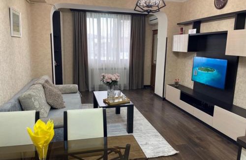 Kentron Apartment | Family Apartment