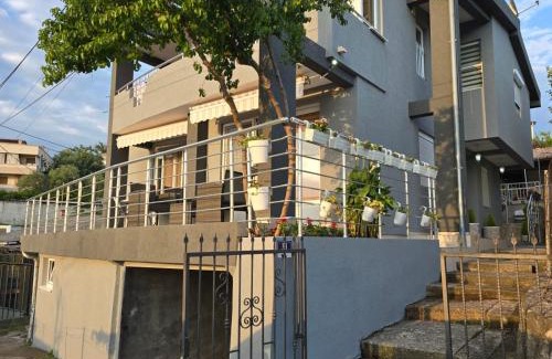 Burtaisi Apartment | Family apartment-DiLorena