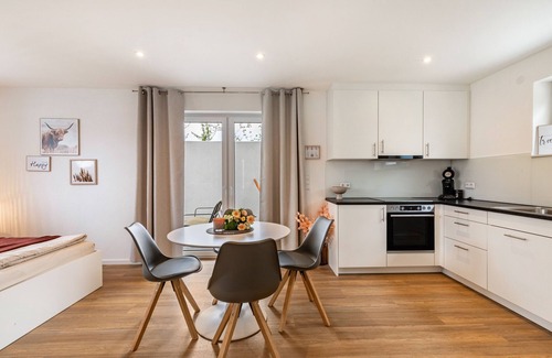 Deffingen Apartment | Family Apartment Fewo Parkside S1 | 8Min to Legoland | Terrace & Parking