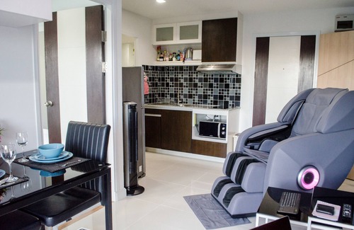 Chiang Mai Apartment | Family Apartment With Massage Chair