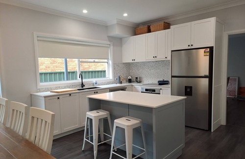 Bateau Bay House | Family beach house
