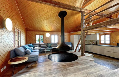 Bruson Ski Chalet | Family Chalet Karibu - 4 Vallées - next to Verbier