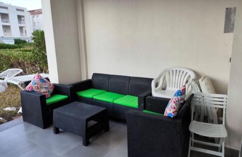 Sidi Abd El-Rahman Apartment | Family Chalet with Garden Amwaj