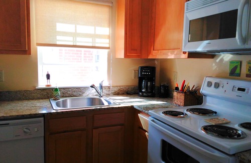 Kennebunkport Condo | Family condo for up to 4, lovingly managed by owner.