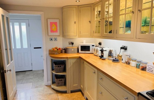 Bottlesford House | Family cottage in Wiltshire