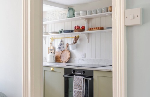 Woodbridge Cottage | Family & Dog-Friendly 3BR/2BA Suffolk Cottage, Gardens – Near Coast & Castles