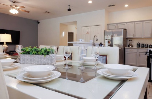Watersong House | Family Escape | 5BR Villa w/Pool, Spa & Game Room – Disney 20 Mins