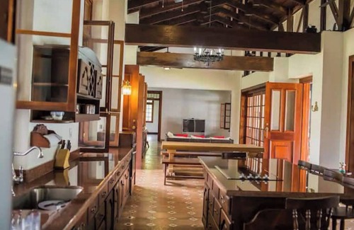 Parrita House | Family Estate for the Perfect Vacation
