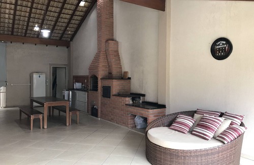 Taubate House | FAMILY FARM (with WI-FI and Playground)