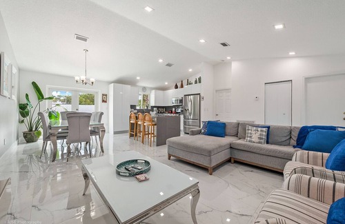 Homestead House | Family Favorite-Heated Pool-2 Kings- Everglades