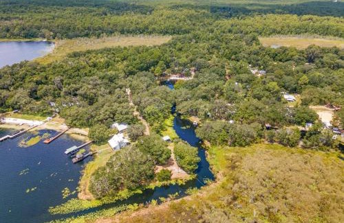 Fort McCoy House | Family Forest Retreat, Paradise at Point Pleasant!