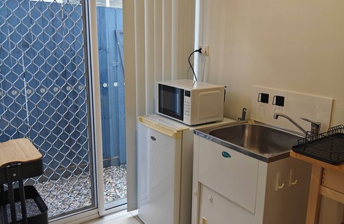Wynnum Apartment | Family-friendly, 2 min to the water, 10 min walk to water-park and wading pool