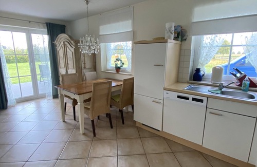 Rankwitz House | Family-friendly 4 * holiday home with large grounds