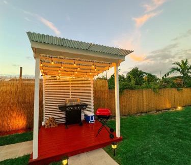 Princeton Villa | Family Friendly 4Bedroom, 3Bathroom, Hot Tub, BBQ, near Everglades, Miami MetroZoo