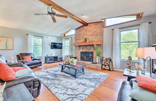 Brookville House | Family-Friendly Brookville Home with Hot Tub!