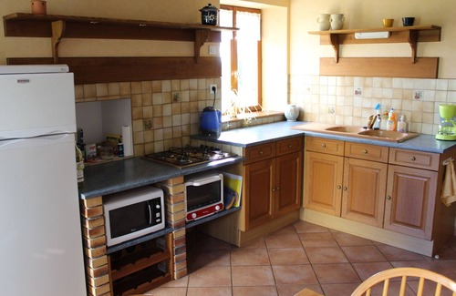 Saint-Germain Cottage | Family-friendly cottage with garden, wifi, baby gear, pet-friendly