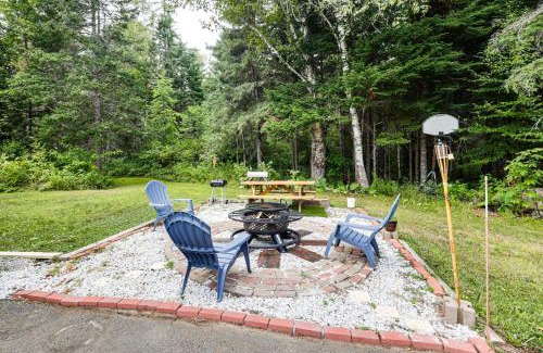 Crystal House | Family-Friendly Home with Furnish Patio in Crystal!