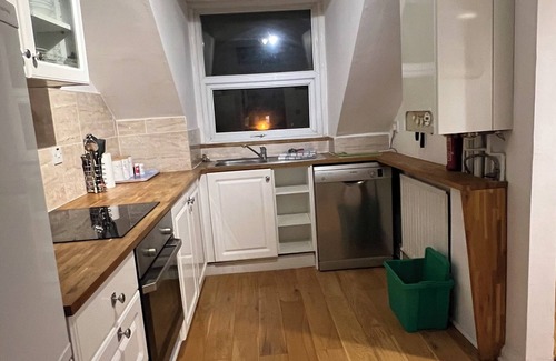 Catford Apartment | Family friendly in London