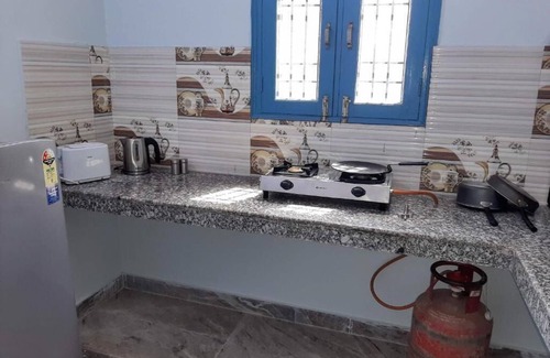 Kumarhatti Apartment | Family-friendly Independent Studio Unit in Solan, Himachal Pradesh, India