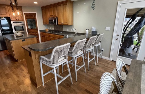 Rome City House | Family-Friendly Lakefront Home with Hot Tub and Kayaks