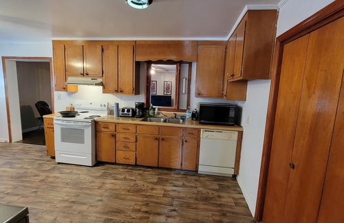 Franklin House | Family-Friendly Lodging - 3 Bedrooms