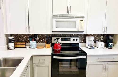 Lake Berkley House | Family-Friendly Resort 3 BR Townhouse