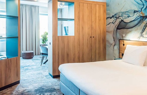 Scheveningen Badplaats Hotel | Family Friendly Suites near Seaside Pier, Theme parks & Beelden aan Zee