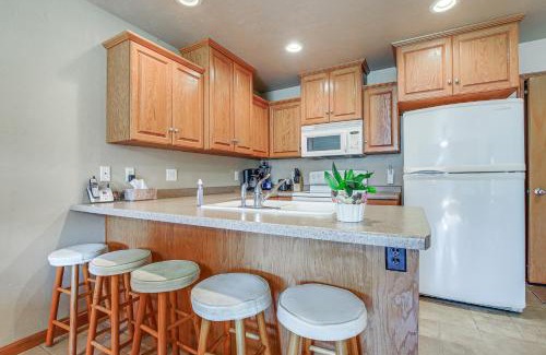 Butte Des Morts Apartment | Family-Friendly Unit 8 Mi to Appleton Downtown!