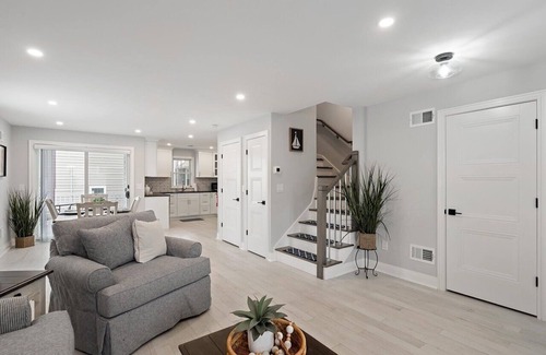 Seaside Heights House | Family-Friendly Beach House – Sleeps 8, right next to seaside park view of bay
