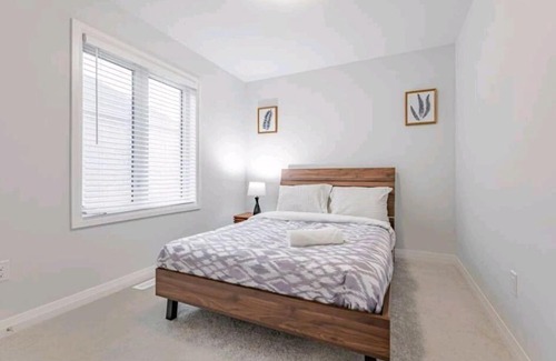 Woodstock House | Family Friendly Vacation Home.(Numbre Suites 893)