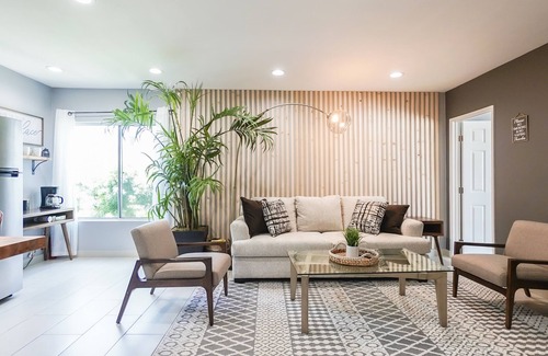 Studio City Condo | Family Fun Condo studio city