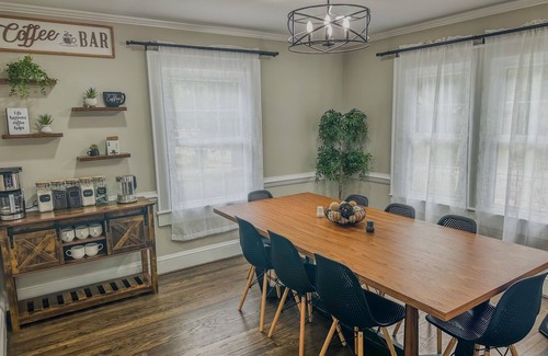 Greensboro House | Family Fun Home 2 Bedroom 1 Bathroom close to Downtown Greensboro