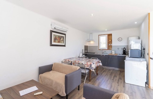 Lubersac House | Family Holiday Home in Lubersac – Pond, Garden, Peace & Comfort
