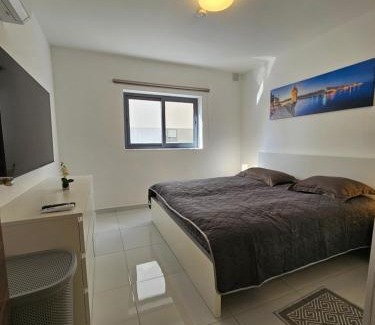 Qawra Apartment | Family holidays