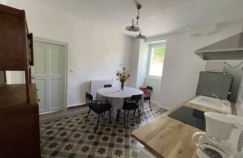 Saint-Andeol-de-Berg House | Family home with terrace and balcony