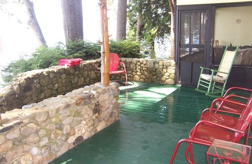Bridgewater House | Family Home by the Lake
