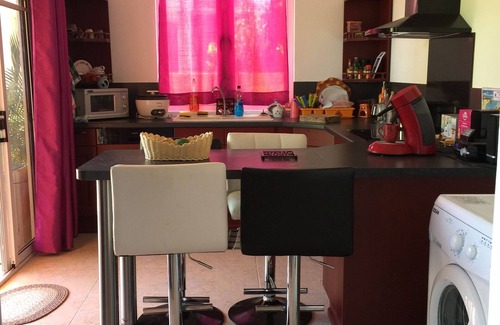 Le Bouchon House | Family home for 2-6 people sea calm.