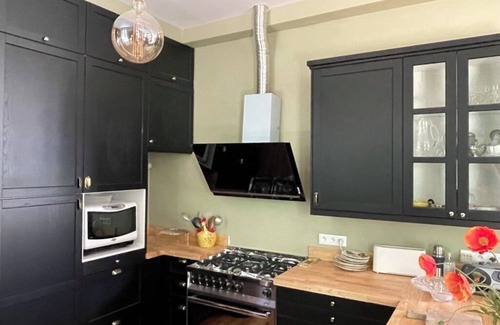 Panjas Cottage | Family home in green setting near village, municipal swimming pool, nogaro