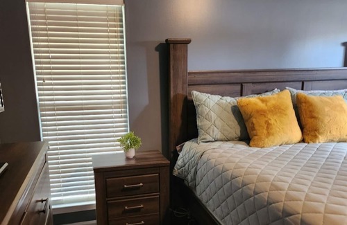Millbrook House | Family home located minutes away from Montgomery.