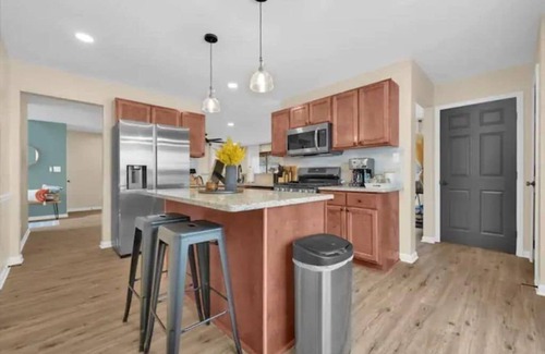 Lilburn House | Family Home w BBQ, GameRm & Fire pit/Pet Friendly