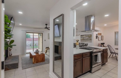 Biggs Field House | Family home w/outdoor playground