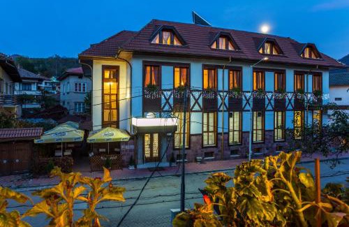 Teteven Hotel | Family Hotel Teteven