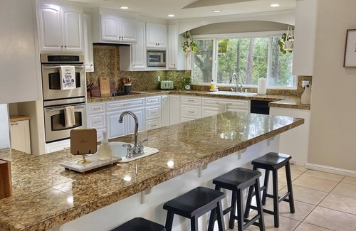 Meadow Vista House | Family Lakehouse-Close to Auburn and Tahoe Area