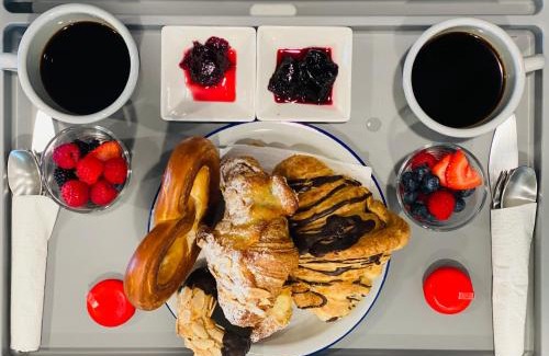 Downtown Sacramento Bed & Breakfast | Family Laundry & Spa