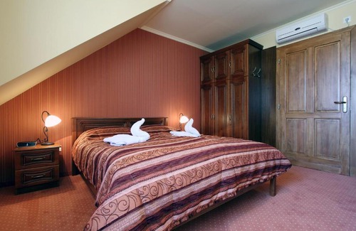 Lipot House | Family Panzio es Apartman Hazak