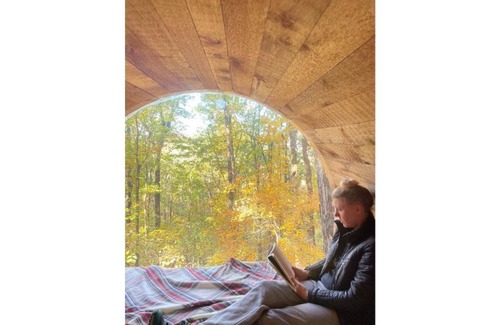 Wildwood Cabin | Family & Pet Friendly Treehouse with Amazing Views