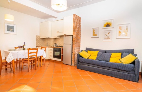 Aci Castello Apartment | 'Family resort in villa with pool'